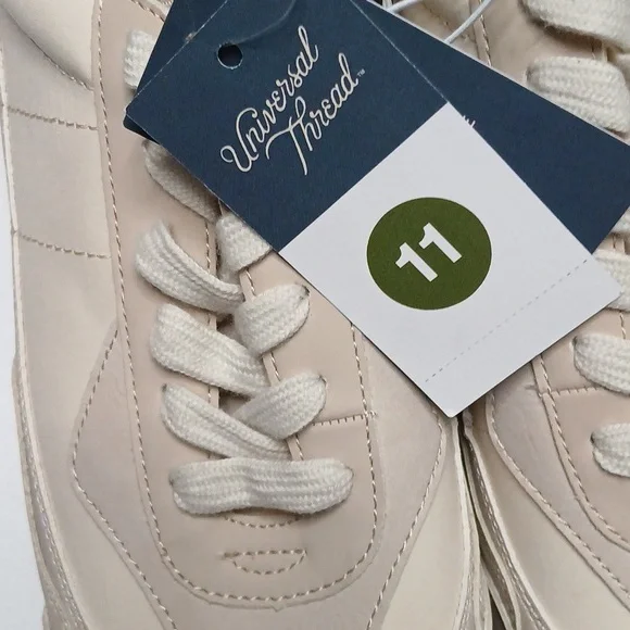 Universal Women's Cream and Tan Sneakers - Picture 2 of 5